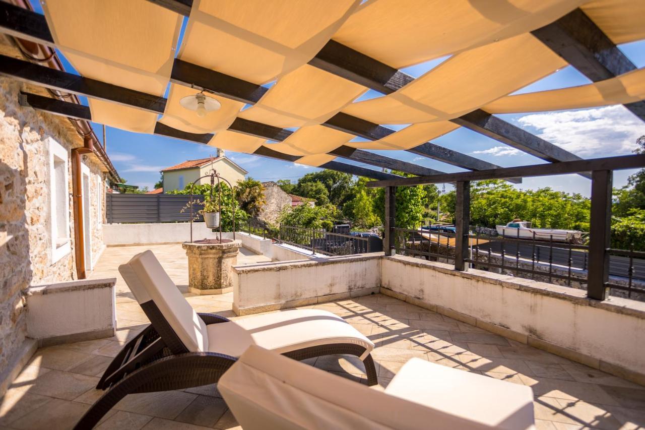 Gabonjin Villa Hrustika - Heated Pool, Jacuzzi & Sauna מראה חיצוני תמונה