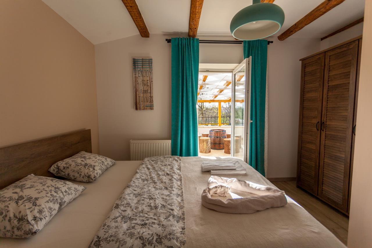 Gabonjin Villa Hrustika - Heated Pool, Jacuzzi & Sauna מראה חיצוני תמונה