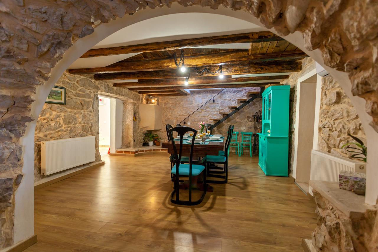 Gabonjin Villa Hrustika - Heated Pool, Jacuzzi & Sauna מראה חיצוני תמונה